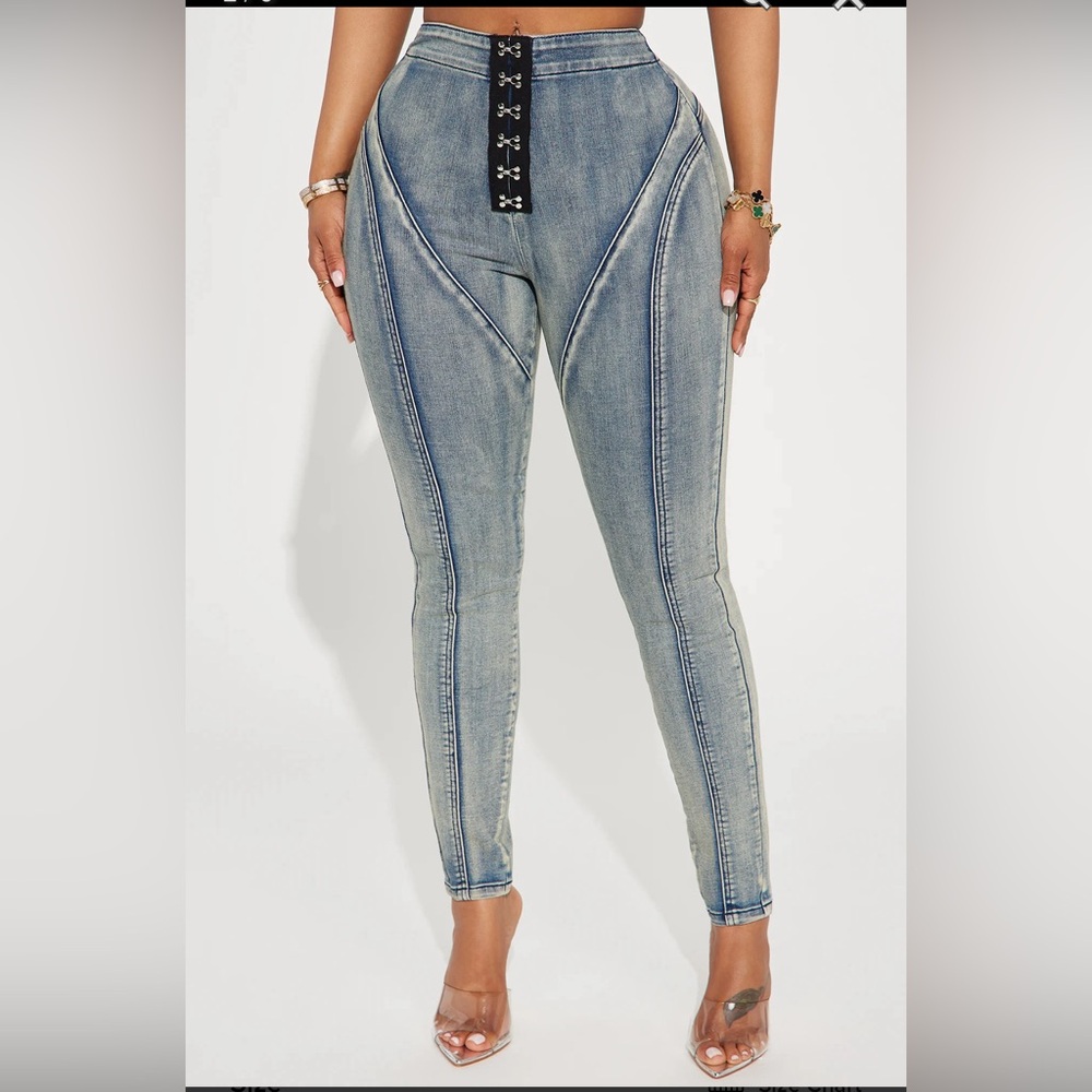 Fashion Nova Stretch Skinny Jeans - Vintage Wash